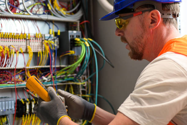 Best 24-Hour Electrician  in Watertown Town, MA